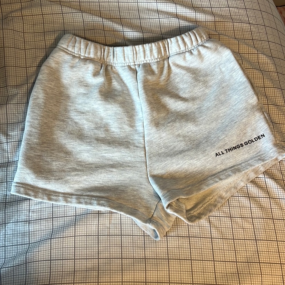 All things Golden track short